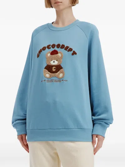 Chocoolate Bear-embroidered Raglan-sleeved Sweatshirt In 블루