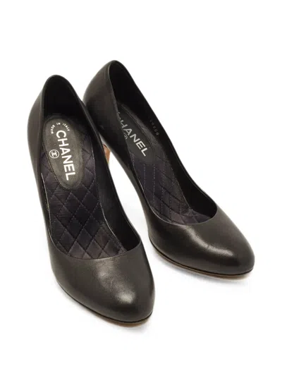 Pre-owned Chanel Leather Pumps In Black