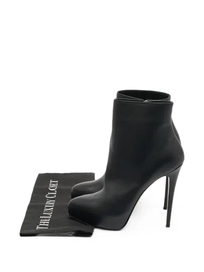 Pre-owned Le Silla Pointed-toe Platform Ankle Boots In Black
