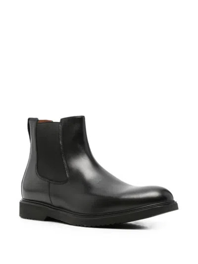 Nero Giardini Ilcea Elasticated-side Leather Boots In Black