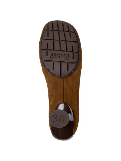 Camper Right Left In Brown