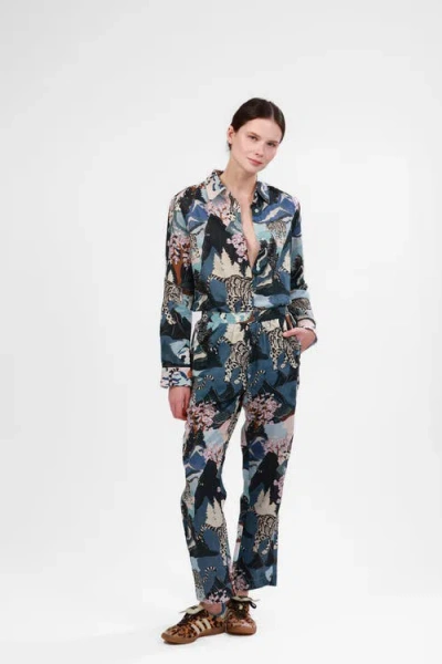 Las Surenas Pant Snow Leopard In Multi