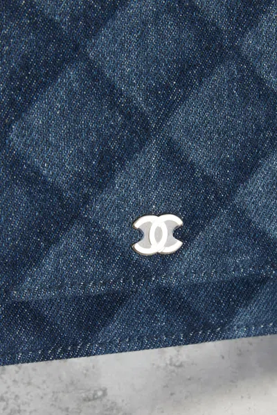 Pre-owned Chanel Denim Printed Wallet On Chain In Blue