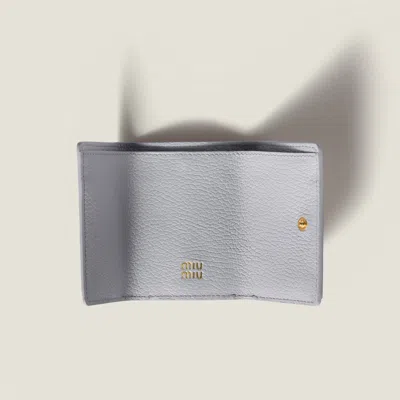 Miu Miu Snap Wallet In Gray