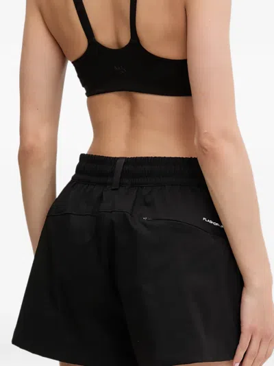 The North Face Class V Pathfinder Pull-on Shorts In Black