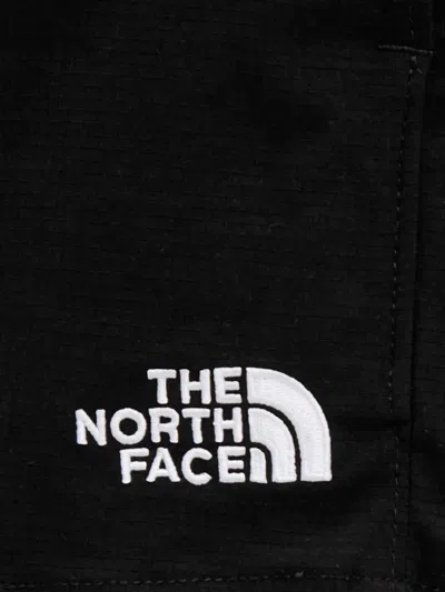 The North Face Class V Pathfinder Pull-on Shorts In Black