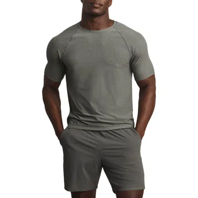 Rhone Reign Performance T-shirt In Gray