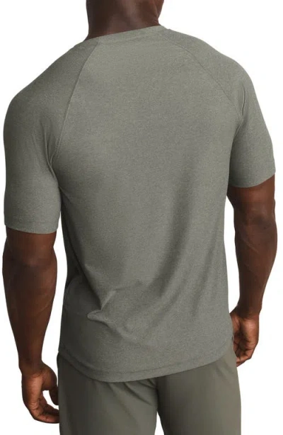 Rhone Reign Performance T-shirt In Gray