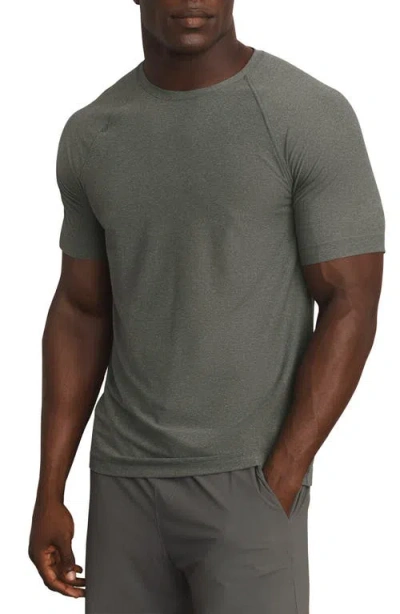 Rhone Reign Performance T-shirt In Gray