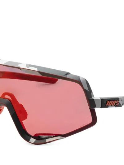 100% Eyewear 글렌데일 실드 프레임 선글라스 In 그레이