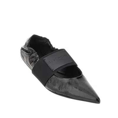 Givenchy Sophisticated Flat Shoes With Pointed Toe Design In Black