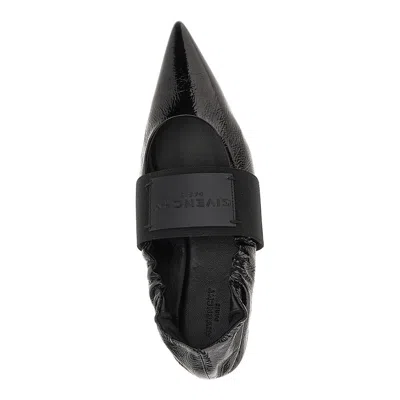 Givenchy Sophisticated Flat Shoes With Pointed Toe Design In Black