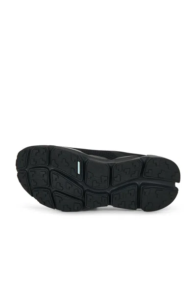 On Cloudsoma Moc Sneakers In Black
