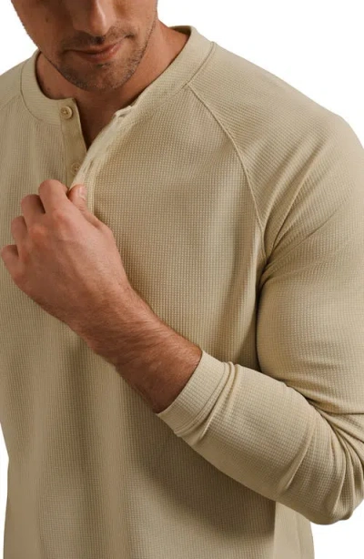 Rhone Waffle Tech Henley In Multi