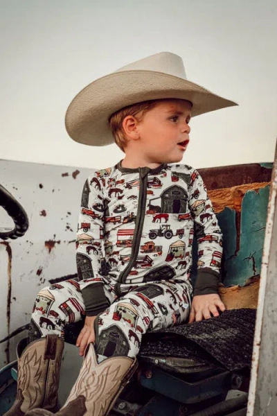 Fletch Farm Fresh Snoozer In Multi