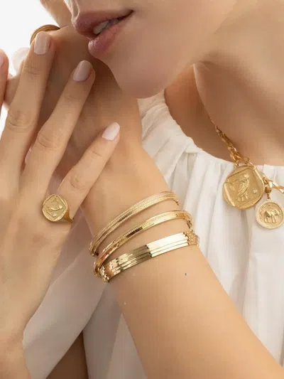 Azlee 다이아몬드 계단 뱅글 브레이슬릿 In Gold