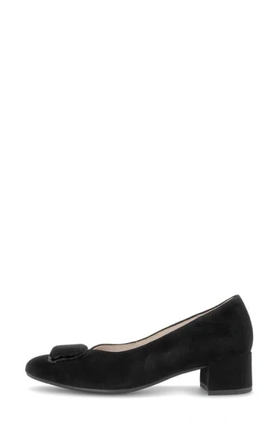 Gabor Ora Pump In Black
