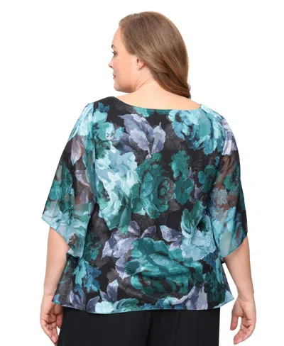 Alex Evenings Plus Size V-neck Pull-on Top In Multi