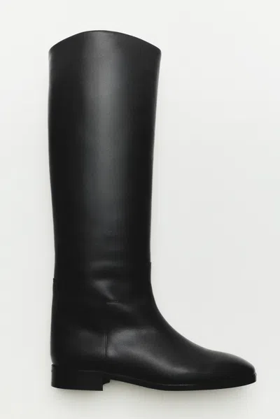 Massimo Dutti In Black