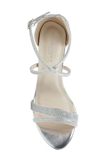 Touch Ups Daphne Sandal In Silver