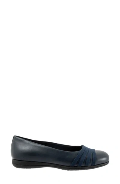 Trotters Drew Wedge Slip-on In Blue