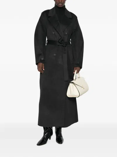The Dynamis Studio Raglan-sleeve Button-down Coat In Black