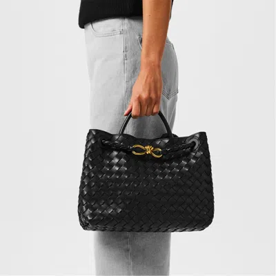 Bottega Veneta Woven Shoulder Bag In Pattern