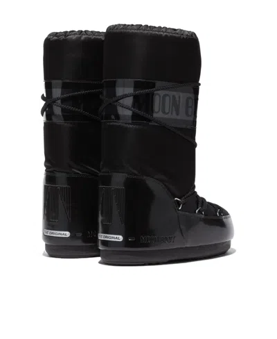 Moon Boot Short Snow Boots In Black