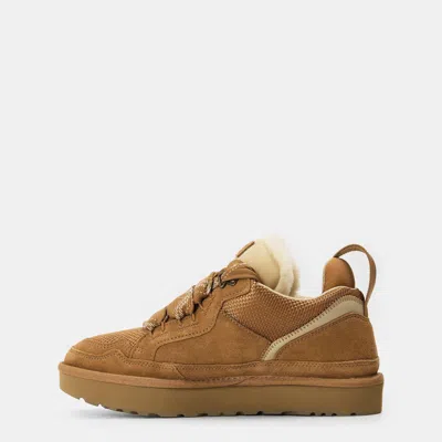 Ugg Stylish Boot-style Sneakers With Plush Lining In Brown