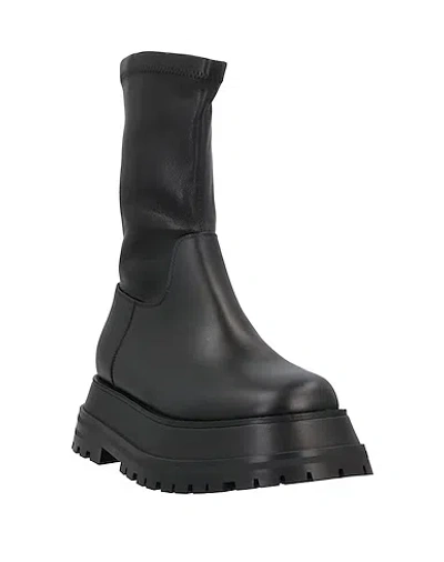 Burberry Platform Boots In Black
