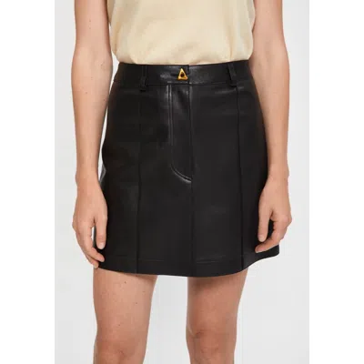 Aeron Belt-loop Skirt In Black