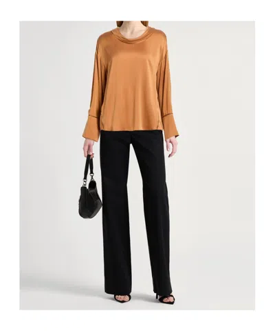 Maxco. Top In Brown