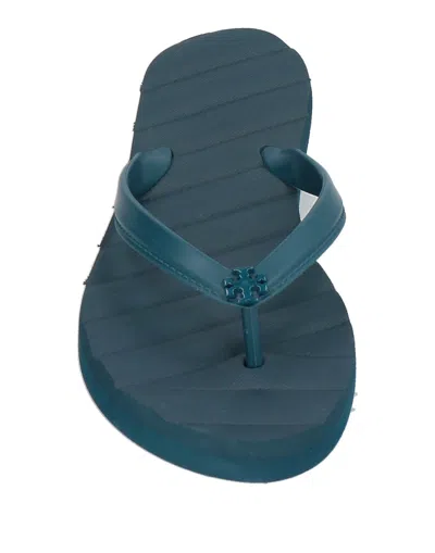 Tory Burch Minimalist Comfortable Flip-flops In Blue