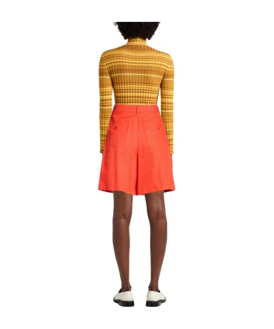 Weekend Max Mara Minimal Solid Shorts In Red