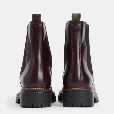 Barbour Solid Color Chelsea Boots In Black