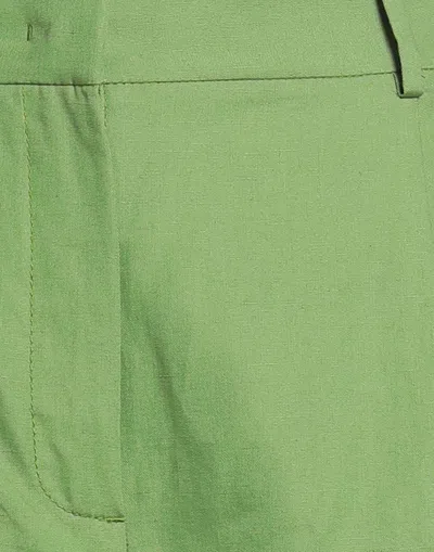 Weekend Max Mara Solid Color Shorts In Green