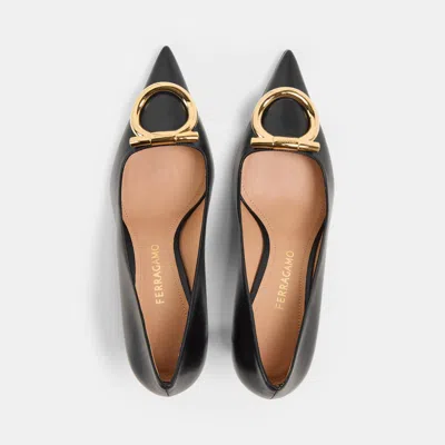 Ferragamo Pointed-toe Versatile High Heels In Black