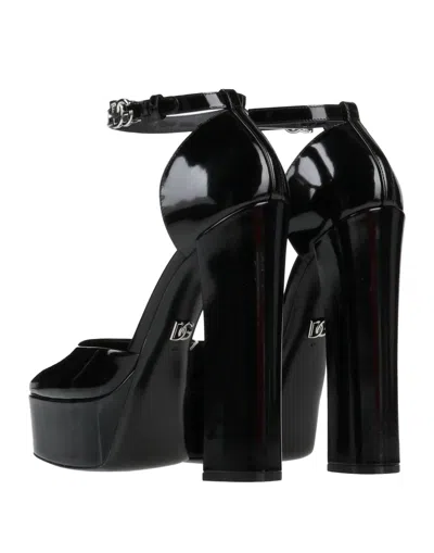 Dolce & Gabbana Solid Color Courts In Black