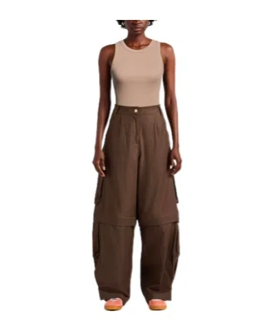 Maxco. Solid Color Stretch Sleeveless Tank Top In Brown