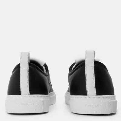 Givenchy Stylish Sneakers With Contrast Sole And Pull Tab In White