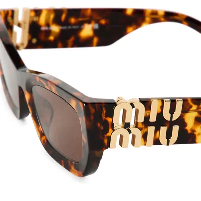 Miu Miu Rectangle Sunglasses In Brown