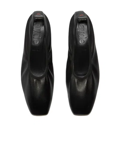 Aeyde Classic Ballet Flats In Black