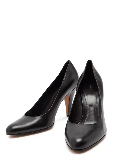 The Row Ornella 95 Leather Pumps In Black