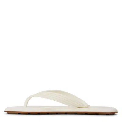 Bottega Veneta Flat Flip-flops In White