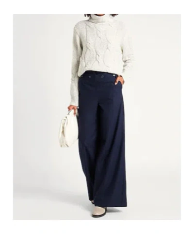 Maxco. Turtleneck Sweater In White