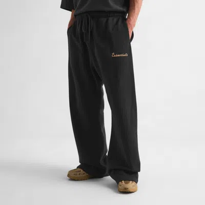 Essentials Logo Sweatpants In Black