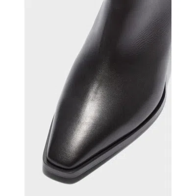 Aeyde Solid Color Ankle Heeled Boots In Black