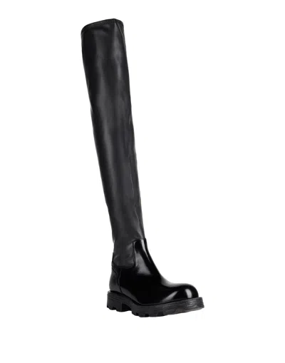 Diesel Solid Color Patent Leather Platform Boots In Black