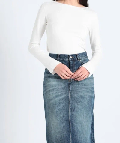 Maxco. Jumpers In White