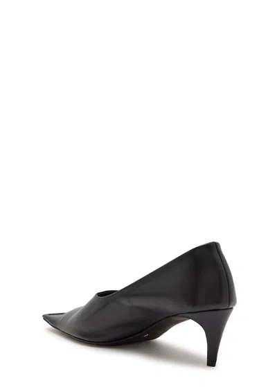 Khaite Solid Leather Pumps In Black